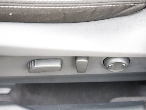 Used 2025 Subaru Outback Premium AWD/4WD image 13