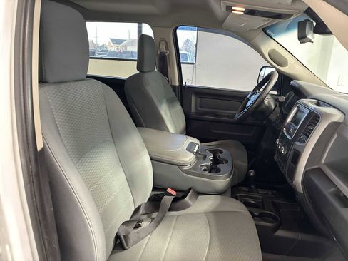 Used 2016 RAM 2500 Tradesman w/ Chrome Appearance Group image 24