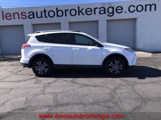 Used 2017 Toyota RAV4 LE video 1