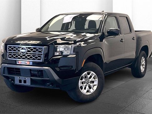 Certified 2024 Nissan Frontier SV image 11