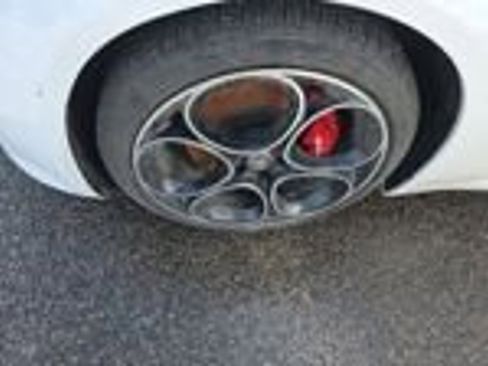 Used 2023 Alfa Romeo Giulia Veloce image 19