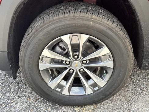 New 2026 Chevrolet Equinox LT image 4