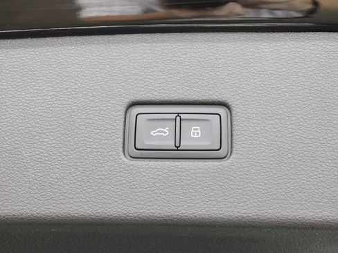 New 2026 Audi Q8 Premium Plus AWD/4WD image 32