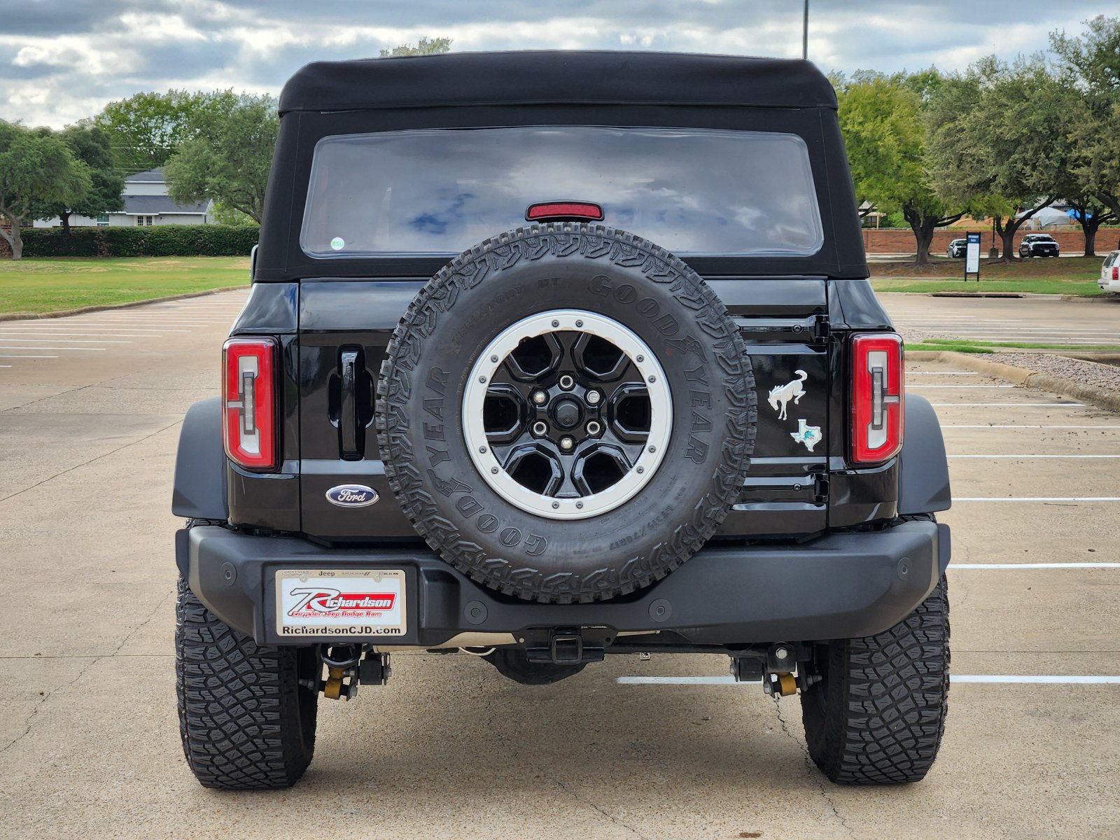 Used 2023 Ford Bronco Outer Banks w/ Sasquatch Package AWD/4WD image 5