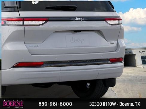 New 2026 Jeep Grand Cherokee Summit AWD/4WD image 13