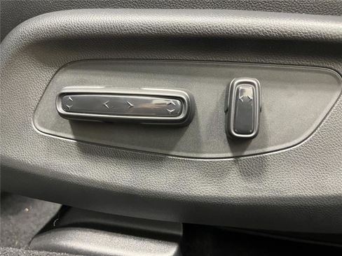 New 2026 Honda HR-V EX-L image 14