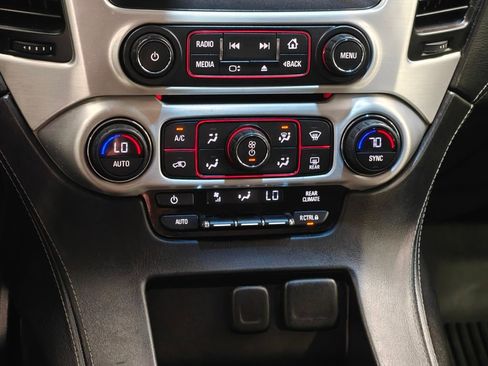 Used 2016 GMC Yukon XL SLE w/ Convenience Package image 8