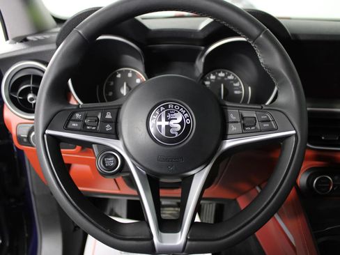 Used 2019 Alfa Romeo Stelvio Ti AWD/4WD image 13