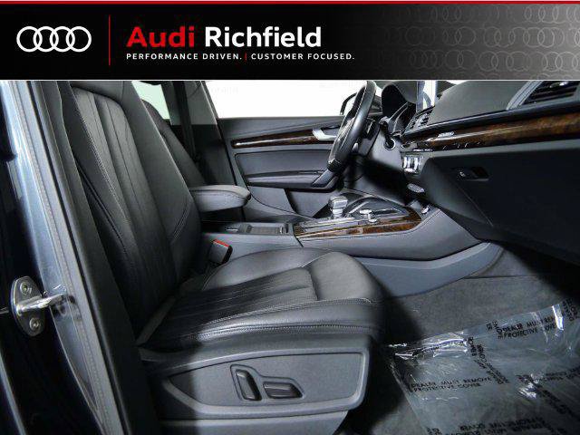 Used 2019 Audi Q5 2.0T Premium Plus w/ Premium Plus Package AWD/4WD image 28