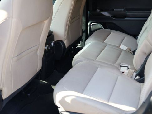 Used 2021 Ford Explorer 2WD image 17