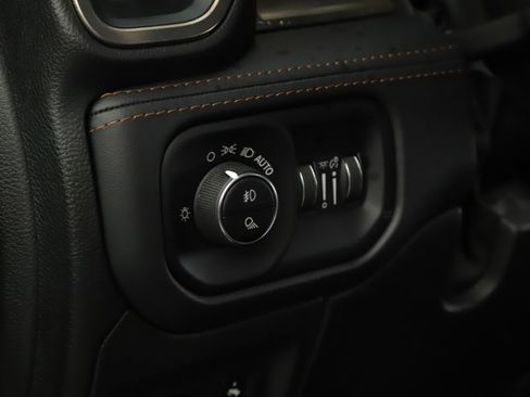 Used 2023 RAM 1500 Limited image 8