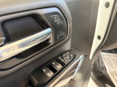 Used 2020 GMC Sierra 2500 Denali w/ Denali Ultimate Package image 5