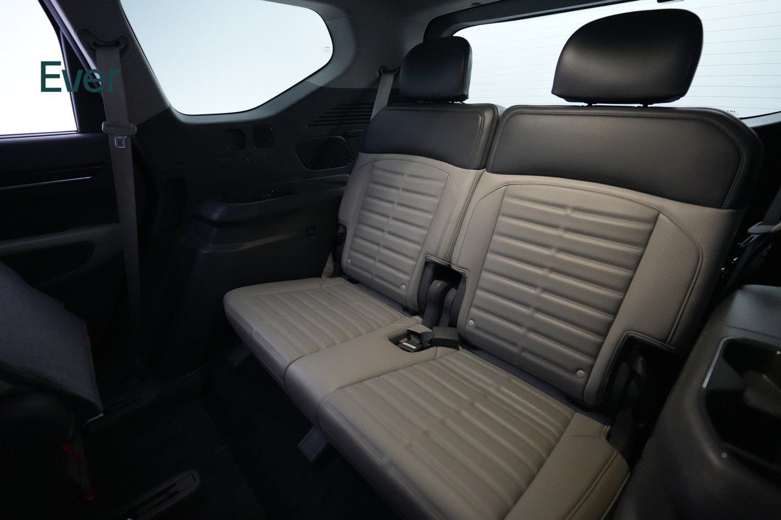 Used 2024 Kia EV9 Land AWD/4WD image 25