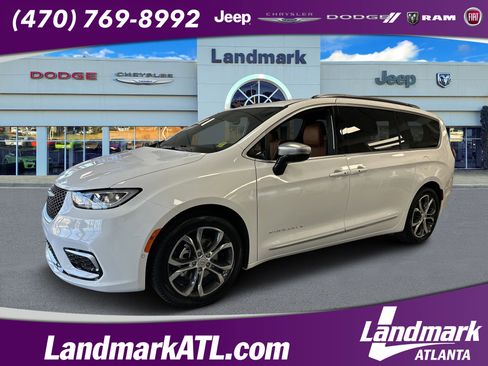 New 2026 Chrysler Pacifica Pinnacle FWD image 1