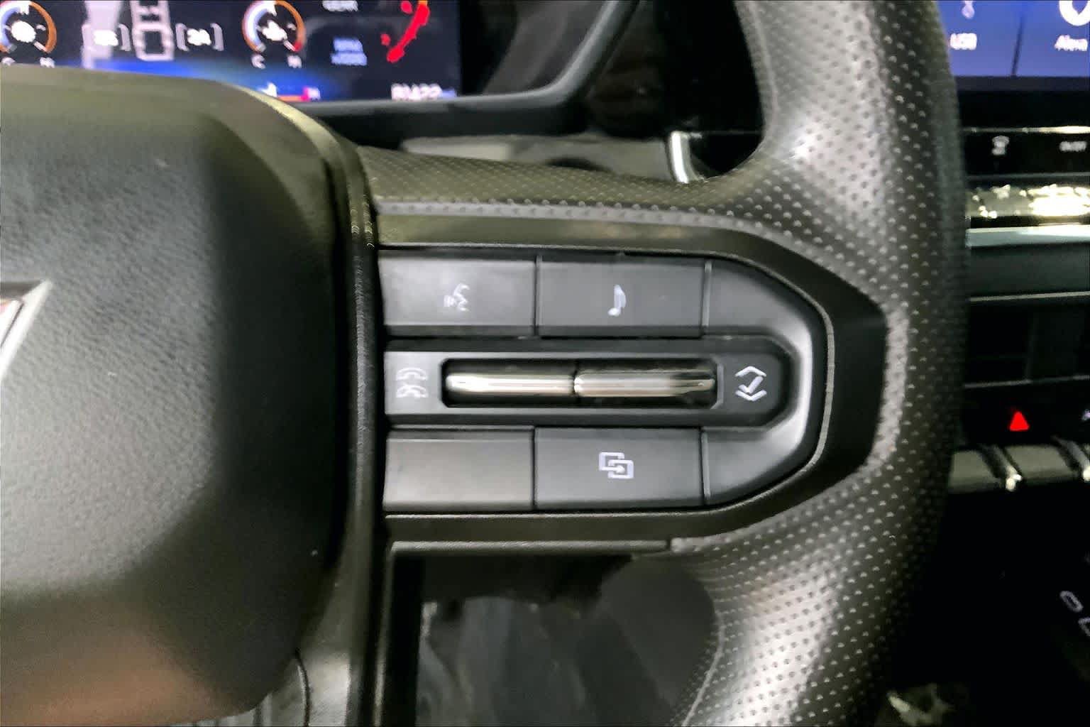 Used 2024 Chevrolet Colorado W/T w/ Advanced Trailering Package AWD/4WD image 24