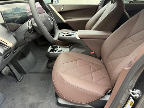New 2026 BMW iX xDrive45 image 17