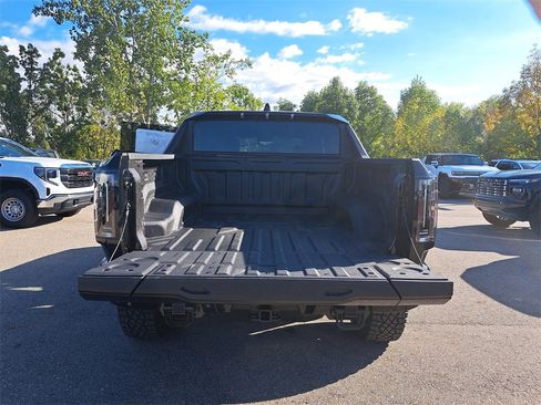 New 2025 GMC Hummer EV 3X w/ Extreme Off-Road Package image 14