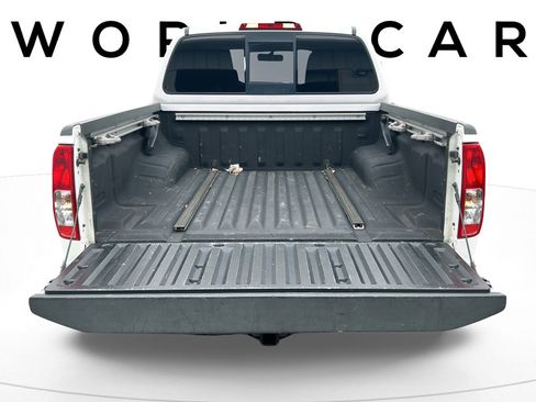 Used 2018 Nissan Frontier SV w/ Value Truck Package RWD image 32