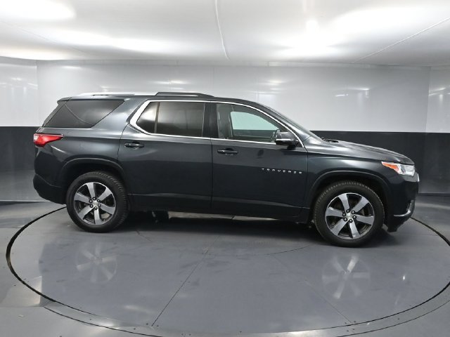Used 2018 Chevrolet Traverse LT AWD/4WD image 2