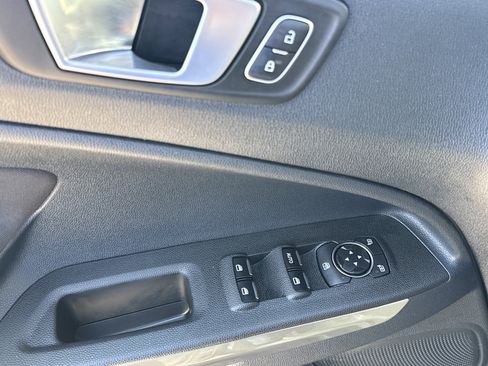 Used 2018 Ford EcoSport SE AWD/4WD image 8