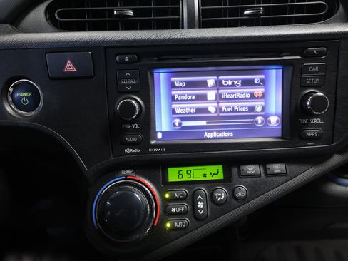 Used 2013 Toyota Prius C Three image 53