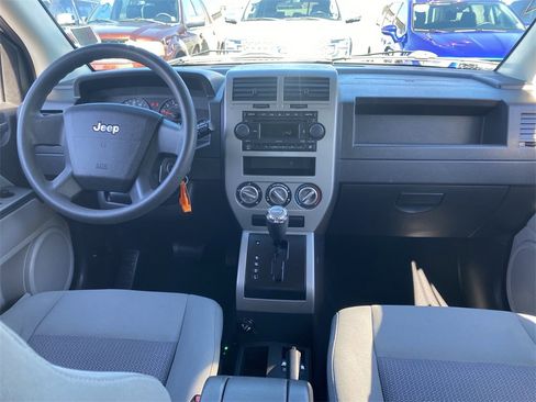 Used 2007 Jeep Compass Sport image 14