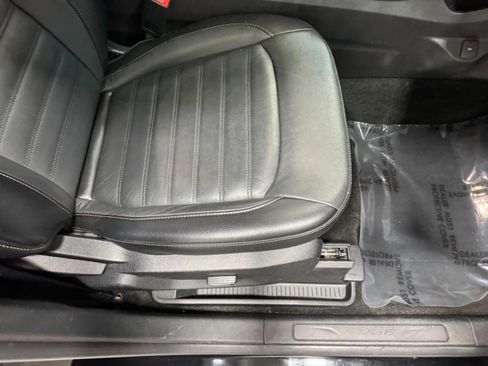 Used 2017 Ford Edge SEL w/ Equipment Group 201A image 18