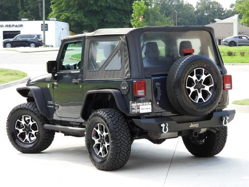 Used 2017 Jeep Wrangler Sport S AWD/4WD image 23