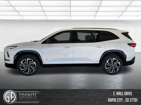 Used 2025 Buick Enclave Sport Touring w/ Super Cruise Package AWD/4WD image 8