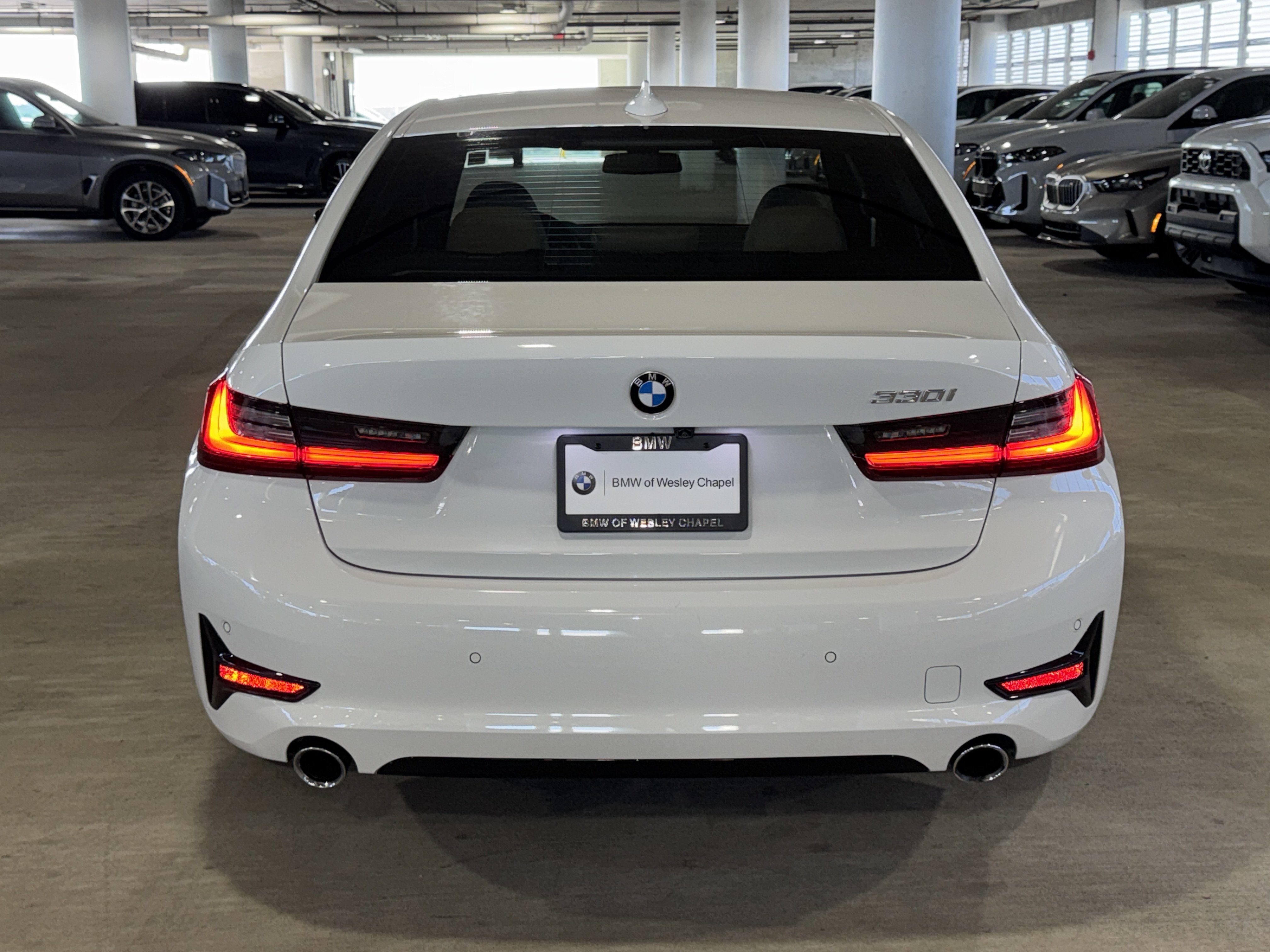 Used 2022 BMW 330i Sedan w/ Driving Assistance Package RWD image 4