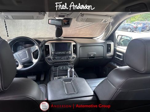 Used 2018 GMC Sierra 1500 Denali AWD/4WD image 6
