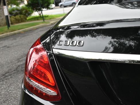 Used 2016 Mercedes-Benz C 300 4MATIC Sedan image 29