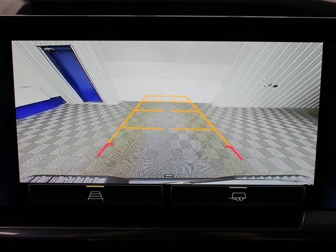 Used 2024 Chevrolet Silverado 1500 LT Trail Boss image 16