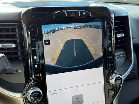 Used 2024 RAM 2500 Laramie image 22