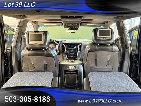 Used 2017 Cadillac Escalade Platinum image 58