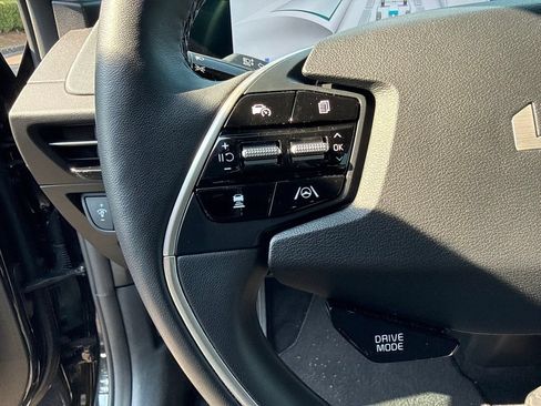 Used 2024 Kia EV6 Light AWD/4WD image 11