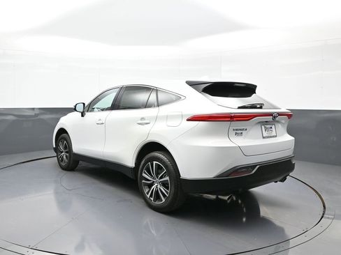 Certified 2024 Toyota Venza LE image 8