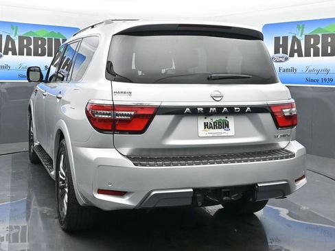 Used 2022 Nissan Armada Platinum image 4