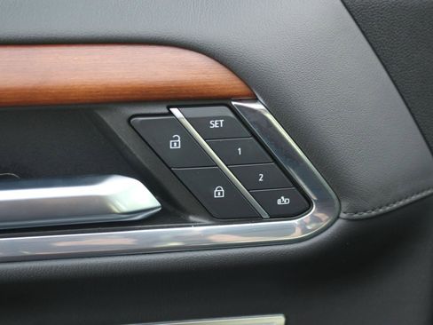 Used 2023 GMC Sierra 1500 Denali w/ Technology Package image 16