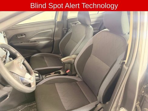 Used 2025 Nissan Versa SV FWD image 11