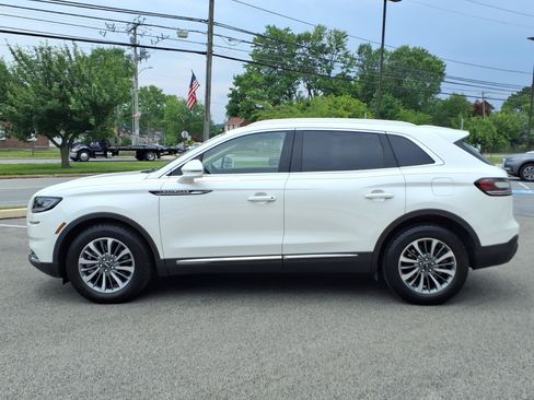 Certified 2023 Lincoln Nautilus AWD w/ Premium Package image 6