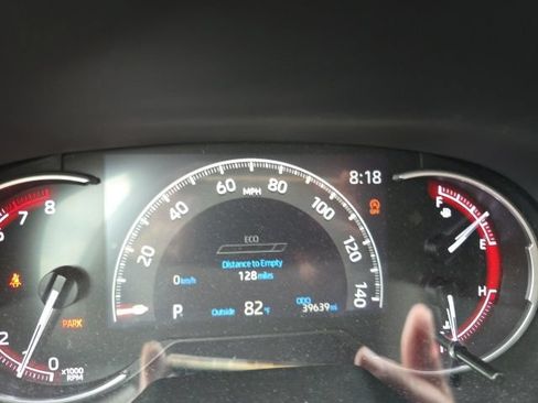 Used 2024 Toyota RAV4 LE FWD image 10