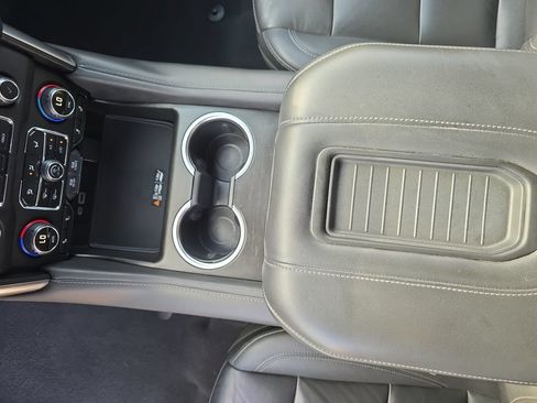 Used 2024 Chevrolet Tahoe LT RWD image 26
