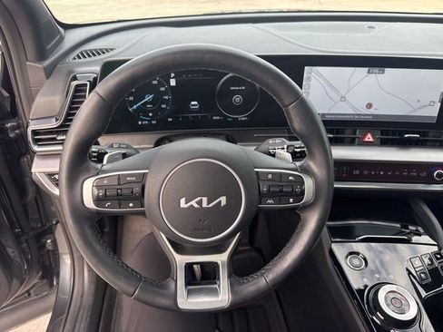 Used 2023 Kia Sportage SX Prestige image 18