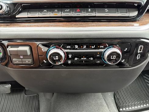 New 2026 GMC Sierra 1500 Elevation w/ X31 Off-Road Package AWD/4WD image 14