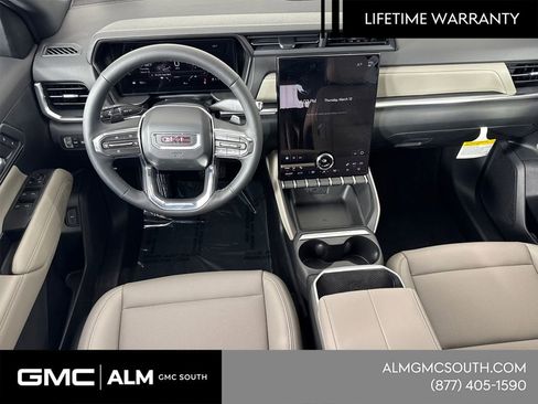 New 2026 GMC Terrain Elevation w/ Elevation Premium Package FWD image 24