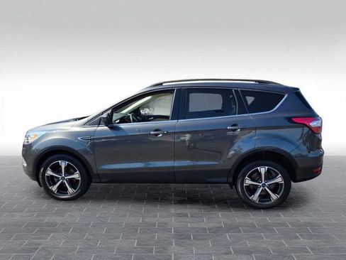 Used 2018 Ford Escape SEL FWD image 4