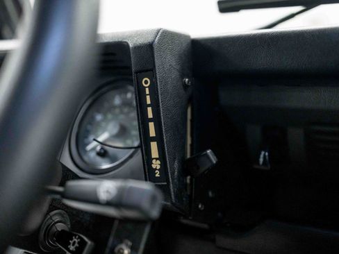 Used 1997 Land Rover Defender 90 AWD/4WD image 59