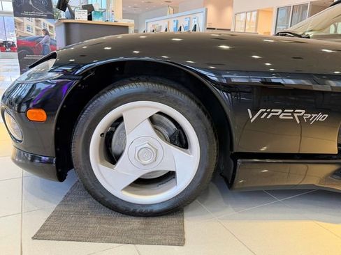 Used 1994 Dodge Viper RT/10 image 34