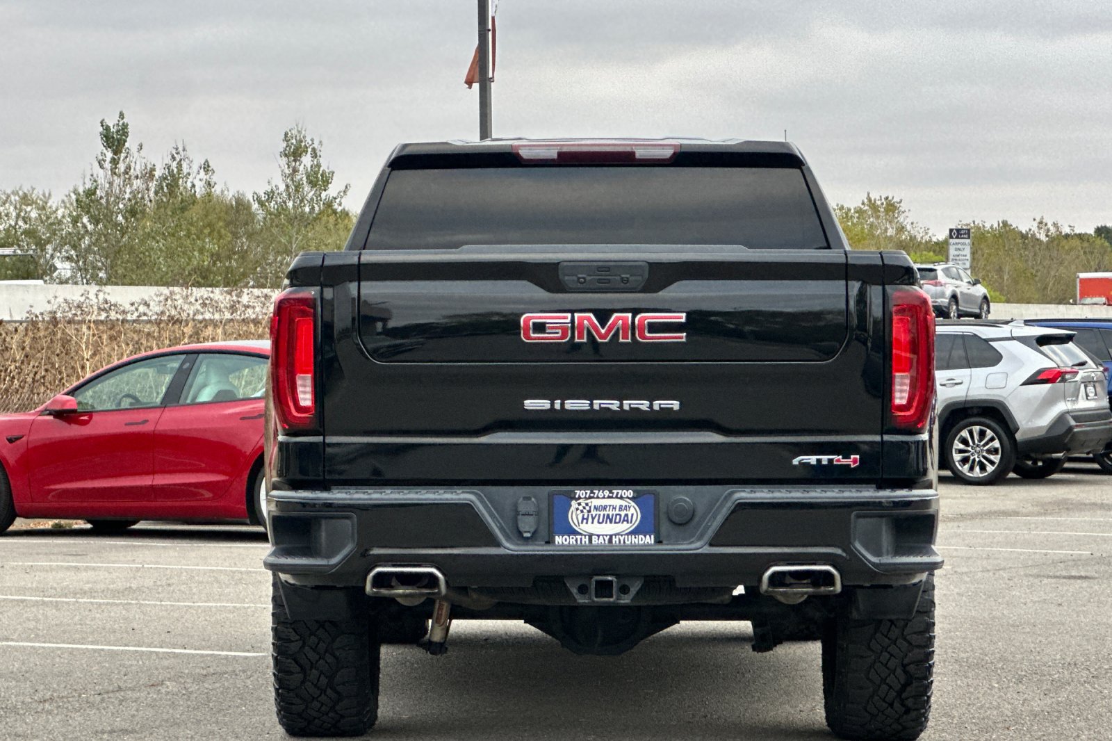 Used 2021 GMC Sierra 1500 AT4 AWD/4WD image 5